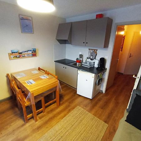 Appartement T2 Ideal Pour Une Famille Толлон Экстерьер фото