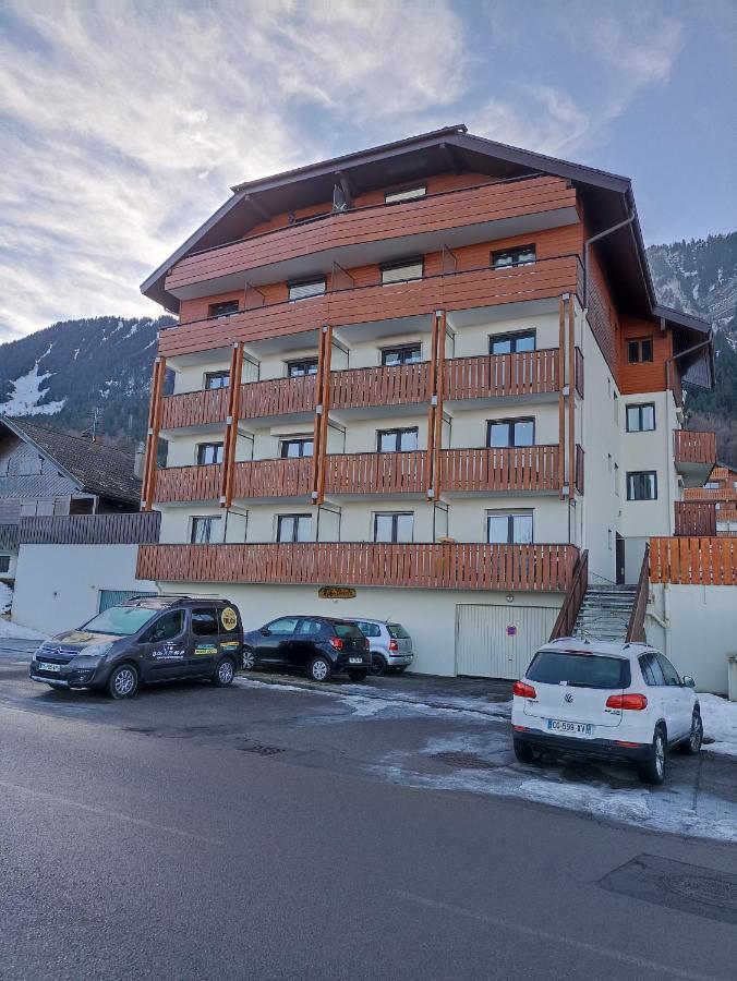 Appartement T2 Ideal Pour Une Famille Толлон Экстерьер фото