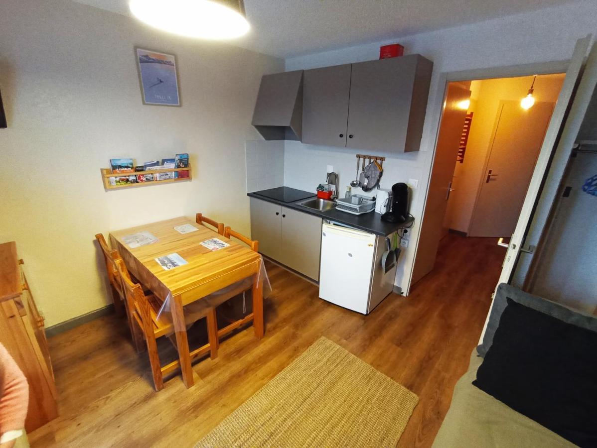 Appartement T2 Ideal Pour Une Famille Толлон Экстерьер фото